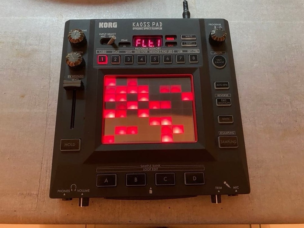 Korg KP3 Kaoss Pad Dynamic Effects Sampler Sequencer