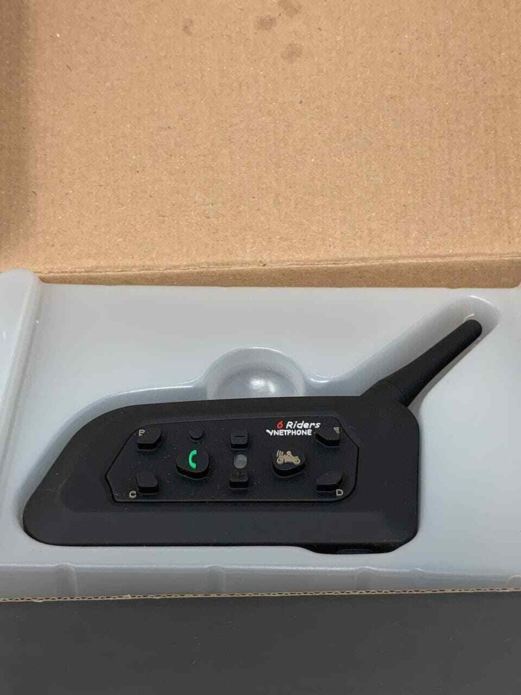 VNETPHONE BT Intercom Motorcycle V6 1200M Full Duplex Quality Noise Control FM