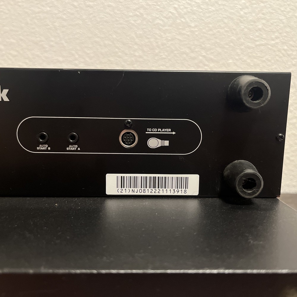 NUMARK MP302 Professional Dual MP3 CD Player With Controller. Rack-mount.