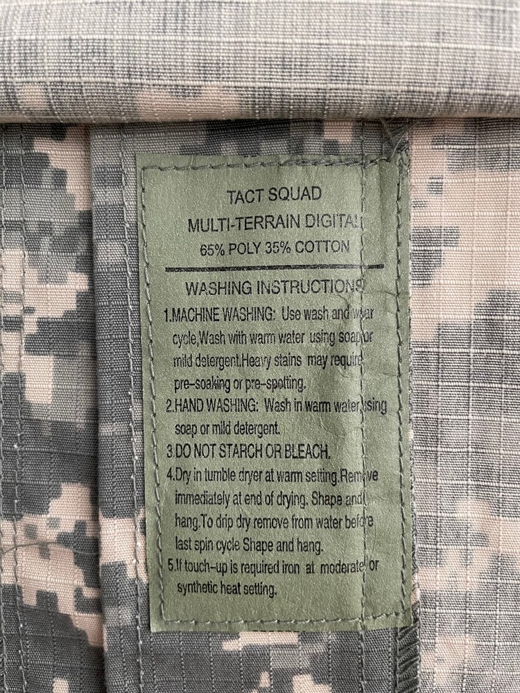 US Army Mens Size Medium Regular Green Tan Digital Camo Button Down Field Jacket