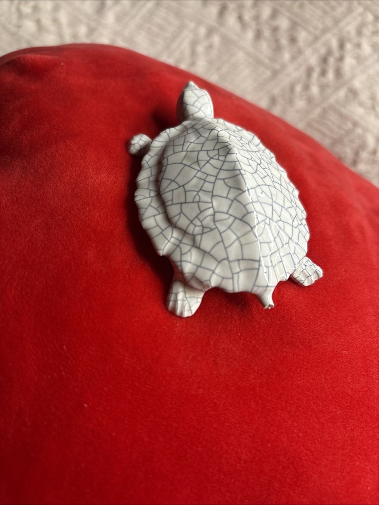 Sea Turtle White Crackled Finish 3”