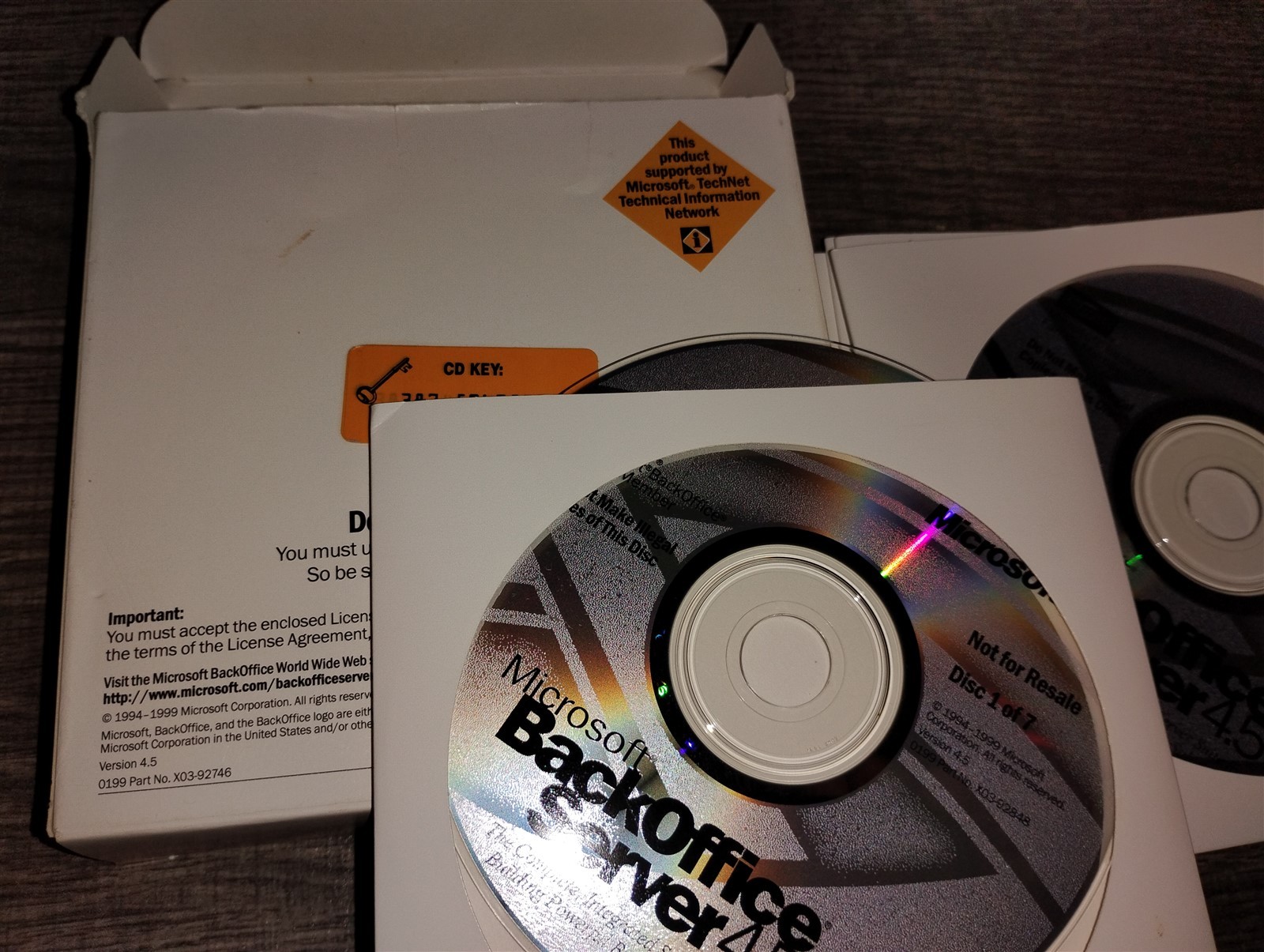 Microsoft BackOffice Server 4.5 PC 7 CD-ROMs SQL Server 7.0 Full for Windows NT