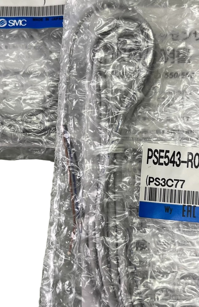 1pcs SMC PSE543-R06 Brand New Pressure Sensor