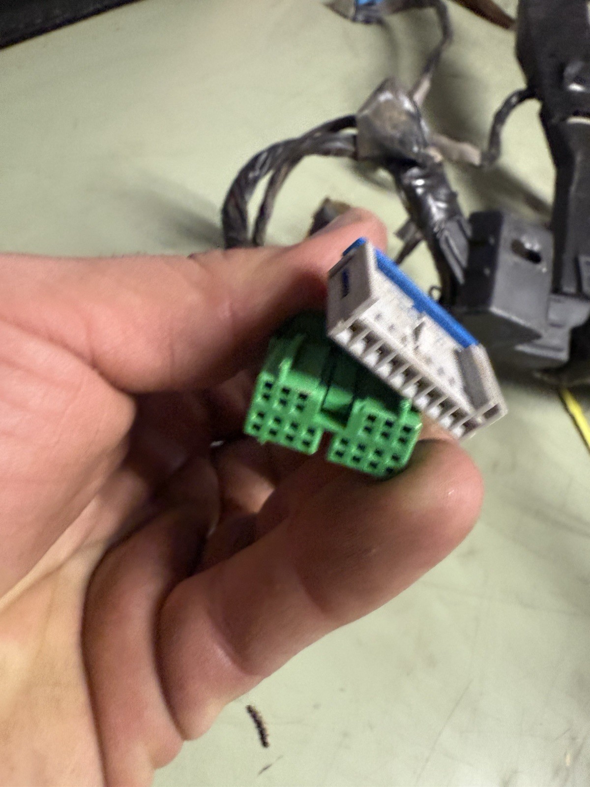 2005 Chevy GMC Silverado 2500 LLY Crew Cab Dashboard Wiring Harness