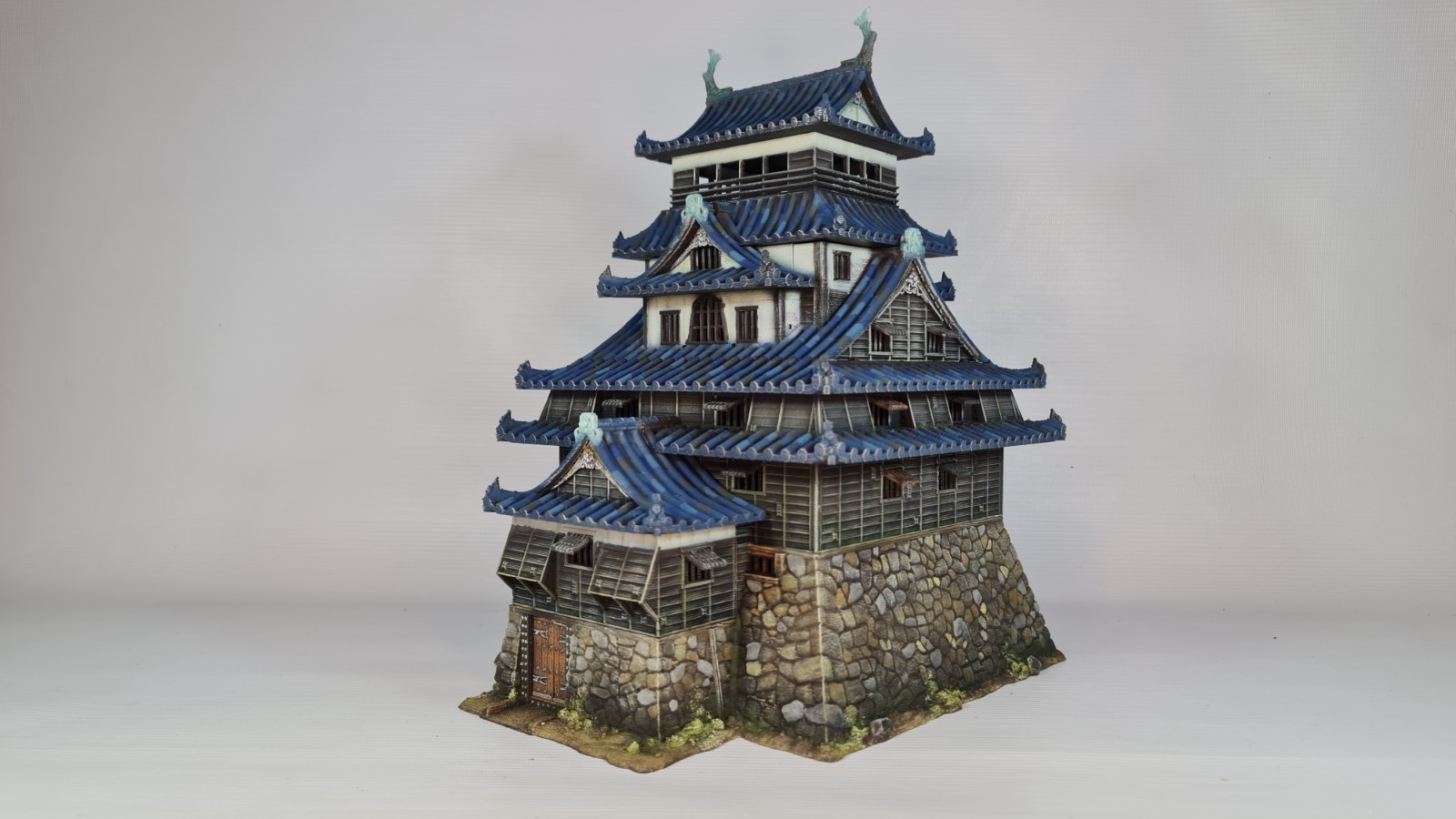 Hatsume 3D Printed Japanese Castle 28mm Miniature for Tabletop RPG