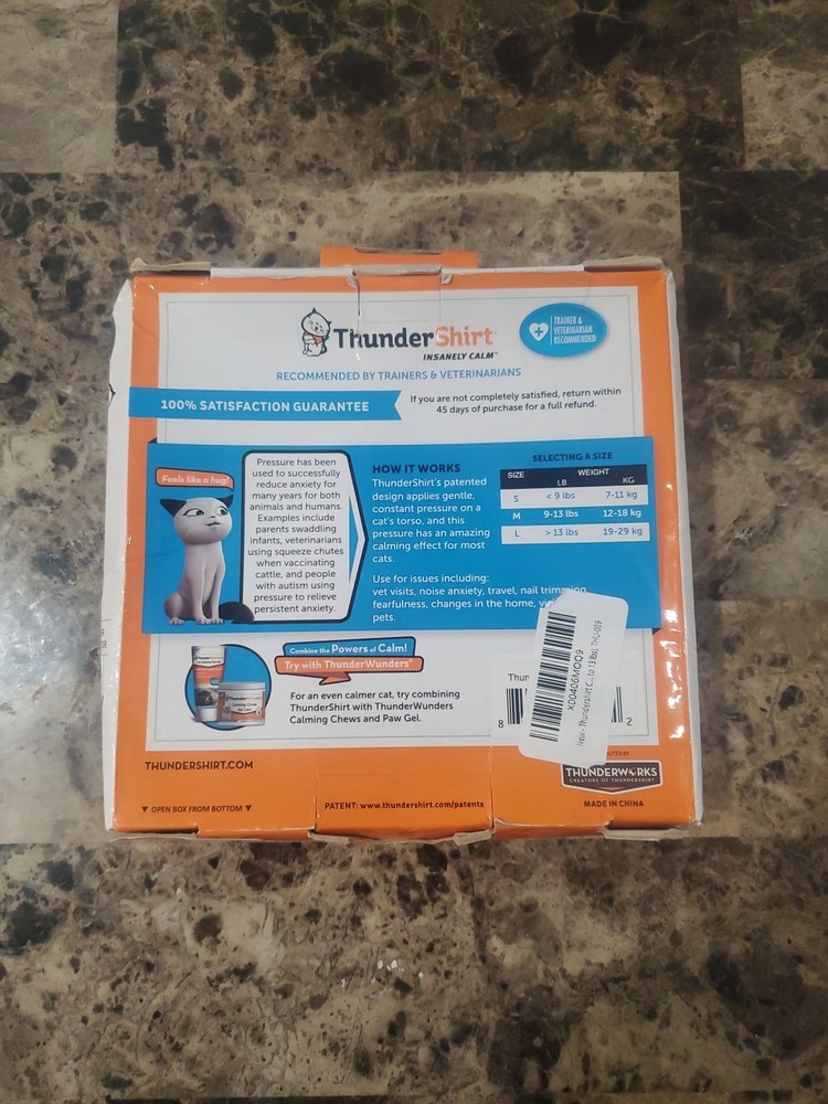 Thunder Shirt Cat Anxiety Jacket, Solid Gray Large (13 lbs+)
