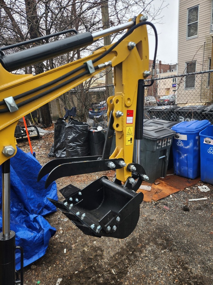 mini excavator 1 ton