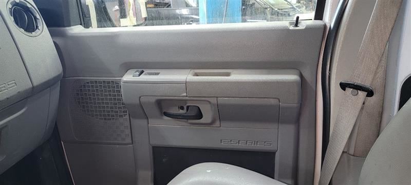 2013 Ford E350SD Super Duty Exhaust