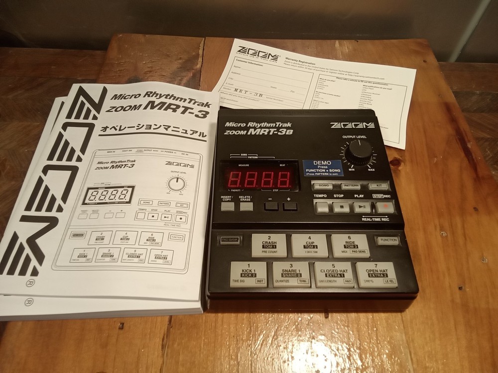 ZOOM MRT-3B Micro Rhythm Trak Drum Machine Electronic Sequencer Beat Loop midi