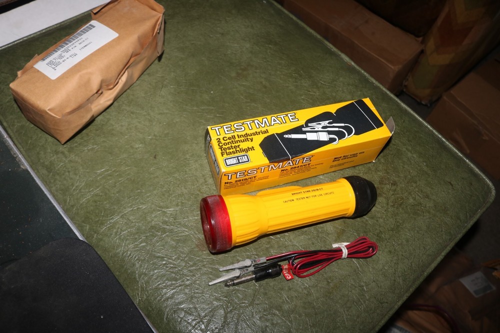 NOS Bright Star 2618-CT TestMate electrical circuit test flashlight