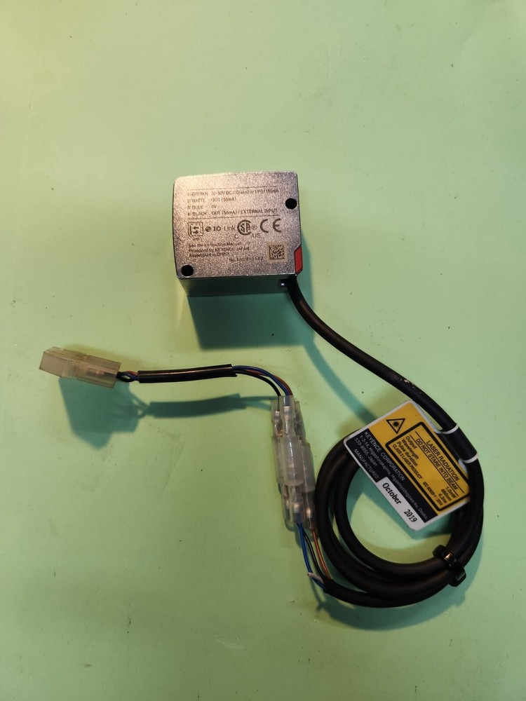 Keyence LR-TB2000 Laser Sensor