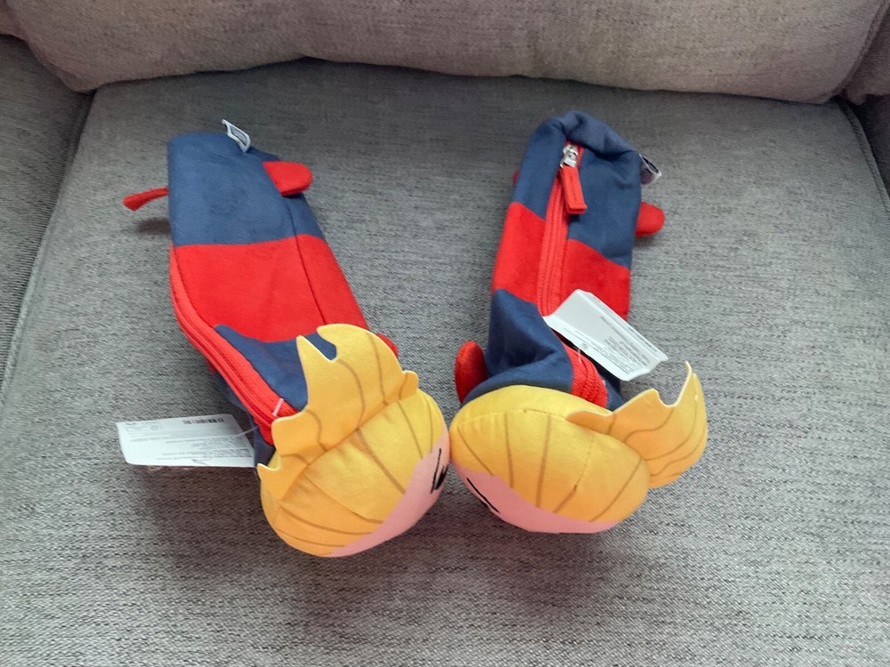 2 Yoobi x Marvel pencil cases Captain Marvel