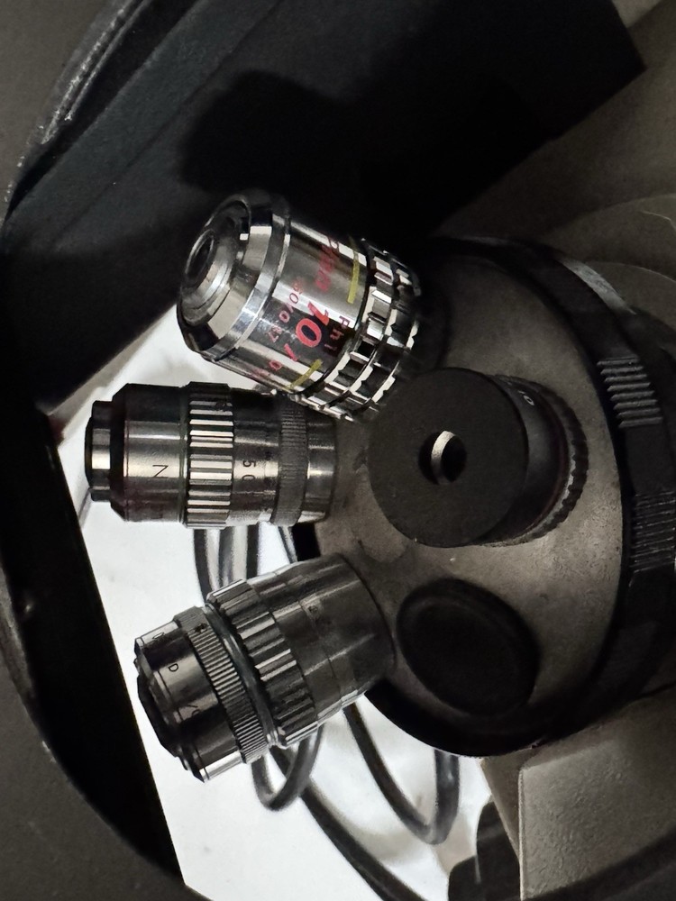 Nikon Diaphot Inverted Phase Contrast Microscope With 3 Objectives