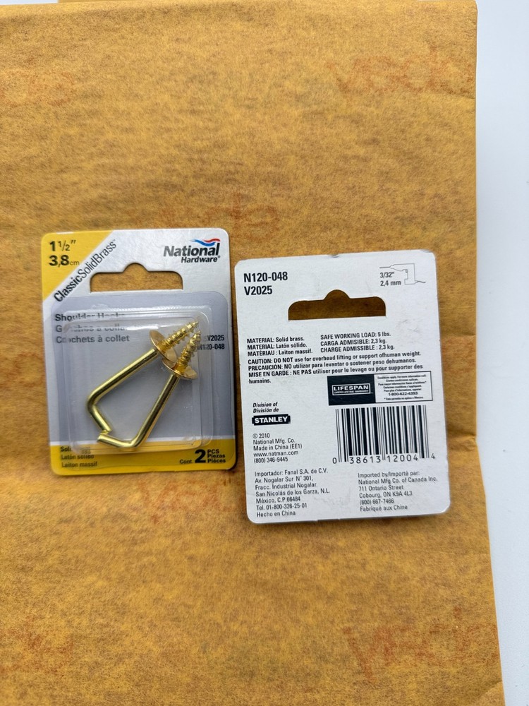 N120-048 Shoulder Hooks 1-1/2", Solid Brass, Visual Pack