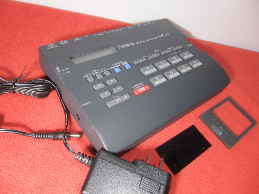 Roland MS-1 Compact Digital Sampler Looper MS1 MIJ Tested w/ power supply