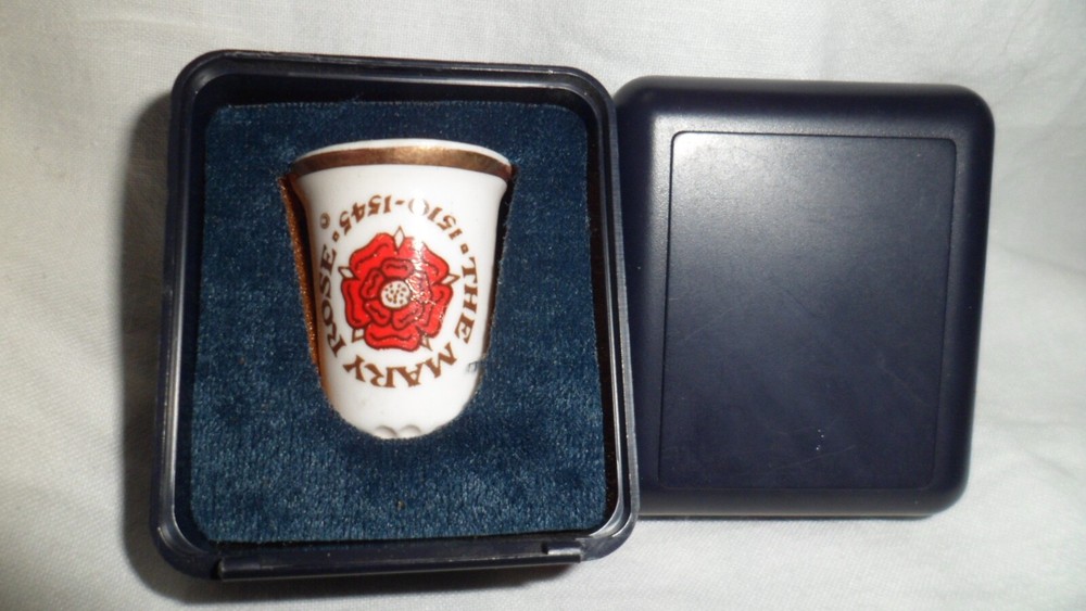 collectable thimble mary rose original box
