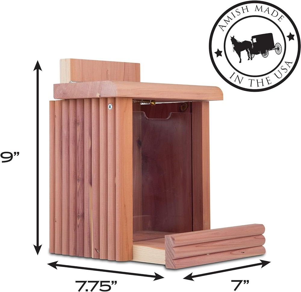Pennington Cedar Squirrel Snacker Feeder 1 LB Capacity