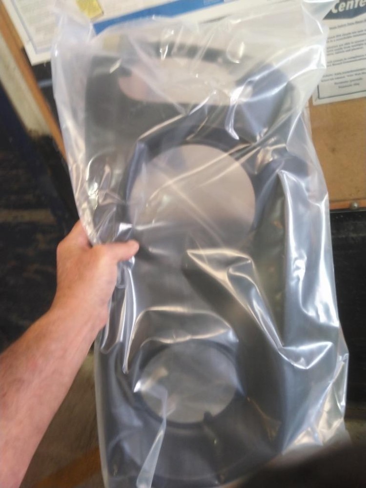 For FREIGHTLINER M2 106 HEADLIGHT BEZEL ,  FL