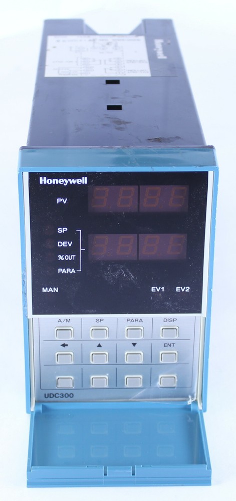Honeywell SDC300 Processor Controller SDC300-0DJF14Y00H0