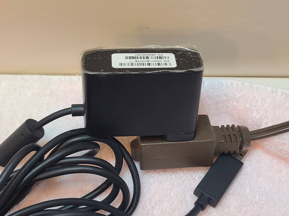 Xbox 360 Kinect Sensor Bar Camera Only Model 1414 w/ AC Power Adapter