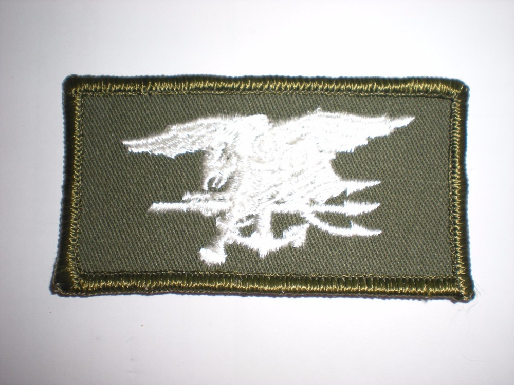 US NAVY SPECIAL WARFARE SEAL TEAM TRIDENT PATCH - WHITE