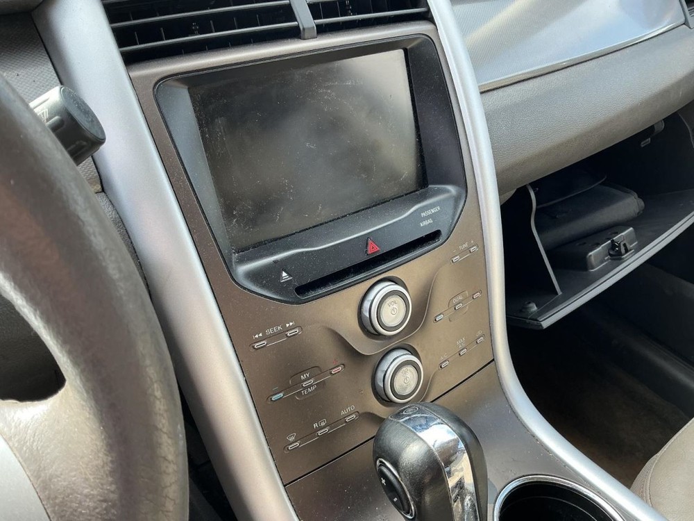 EDGE 2014 Glove Box 4987379