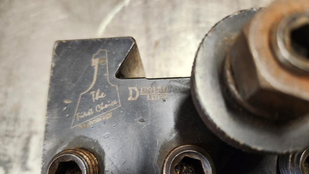 Dorian D60EA-41-CNC Quick Change 2-1/2" Boring Bar Tool Post Holder.