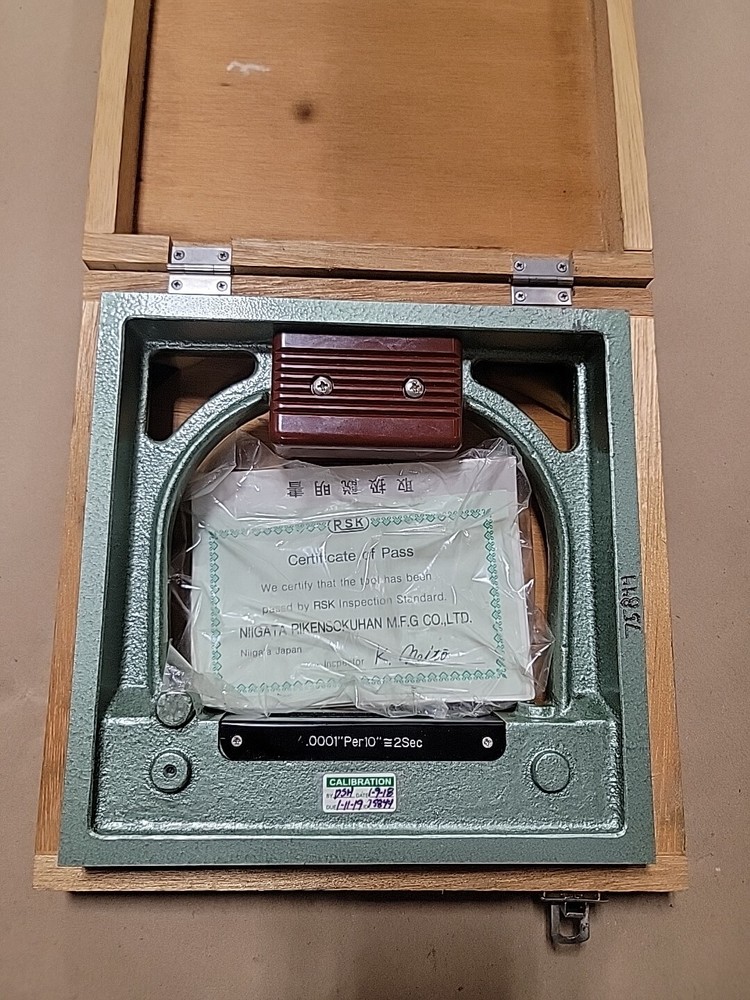 Nigata Machinists Square Box Level 8"