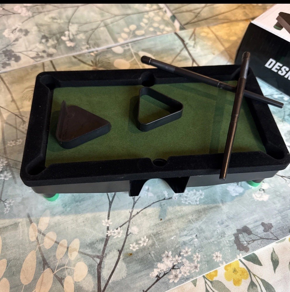 Desktop Mini Pool Table.