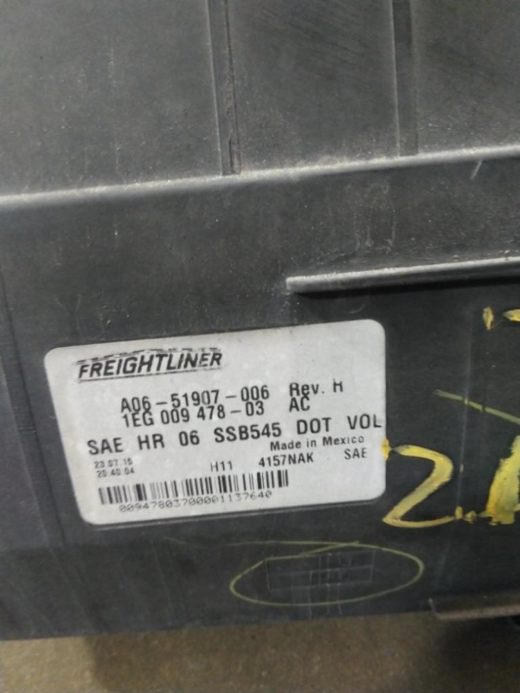 For 2016 FREIGHTLINER CASCADIA 2007-2018 HEADLIGHT Left , MD