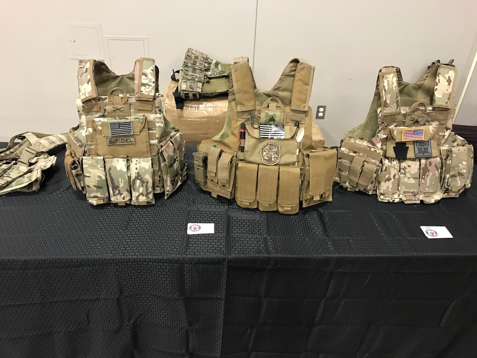 Tactical Vest COYOTE FDE Tan Plate Carrier Military Matches Multicam- Adjustable