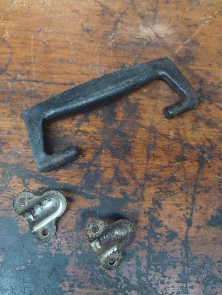 CRAFTSMAN TOOL BOX CARRY HANDLE. #C11