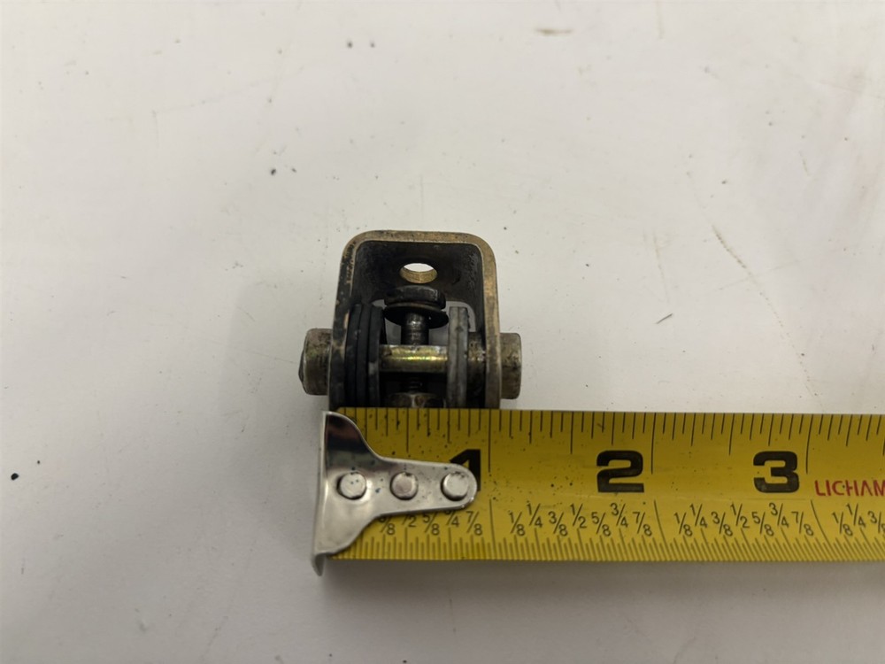 Luscombe Model 8 Vertical Stabilizer Upper Rudder Hing Bracket 18416