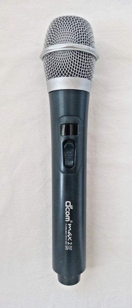 D'COM max2 Wireless Karaoke Microphone