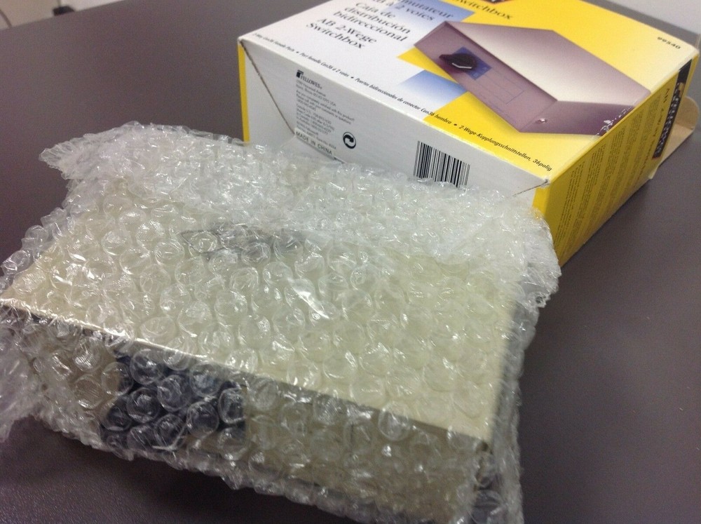 Fellowes Computerware AB 2-Way Switchbox, New In Box