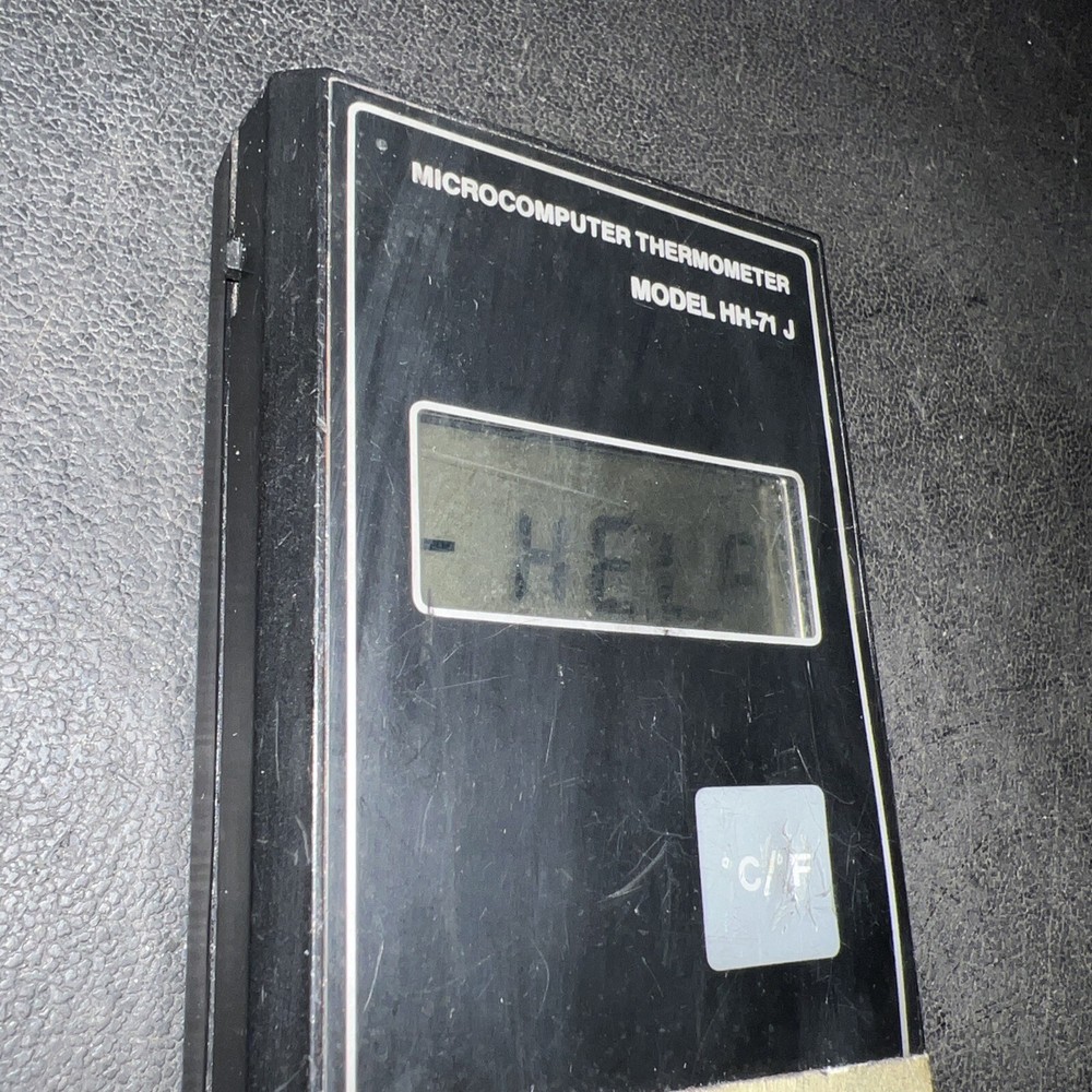 Omega Model HH-71 TH J Microcomputer Thermometer (No thermistor)