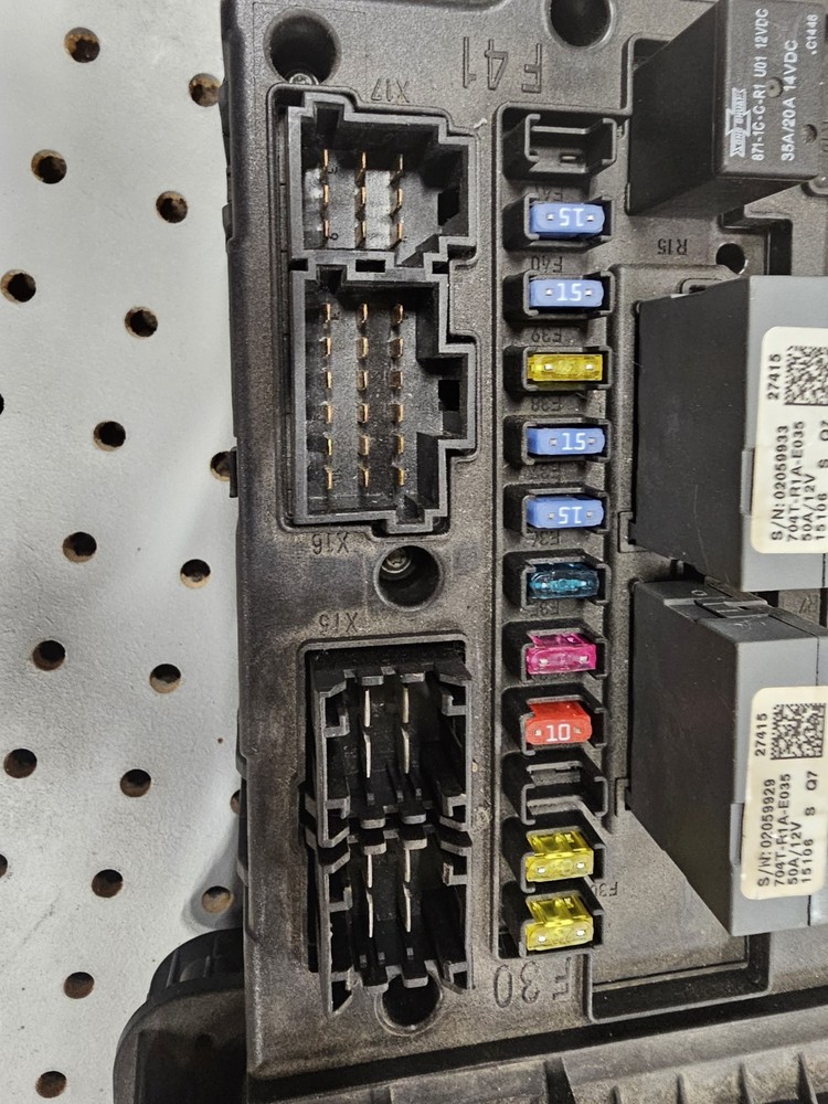 2008-2017 FREIGHTLINER CASCADIA 125 CAB CONTROL UNIT MODULE A06-75981-003 OEM