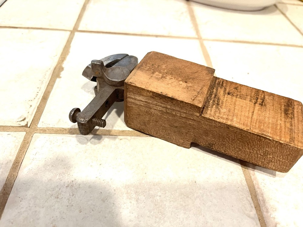Vintage hammer strike SAW SET