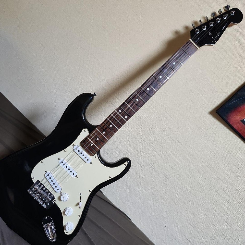 Fender Homage Strat Type Blackie