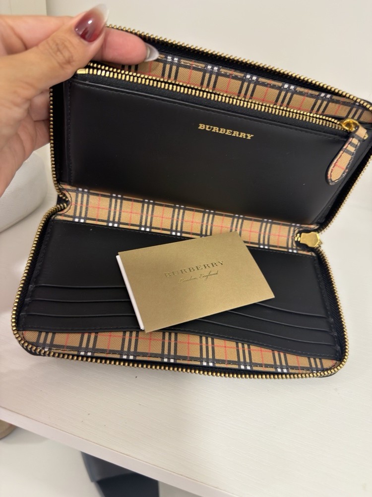 Burberry Wallet New