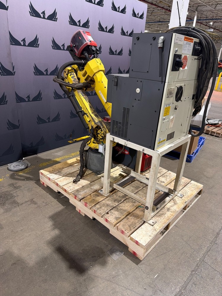 FANUC ArcMate 120iC Robot Complete w/ R‑30iB Controller & Fronius Welding System