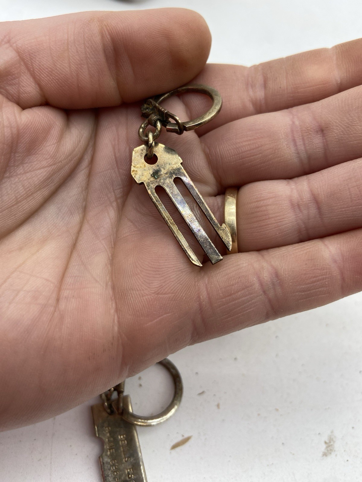 vintage bell esso detachable keychain