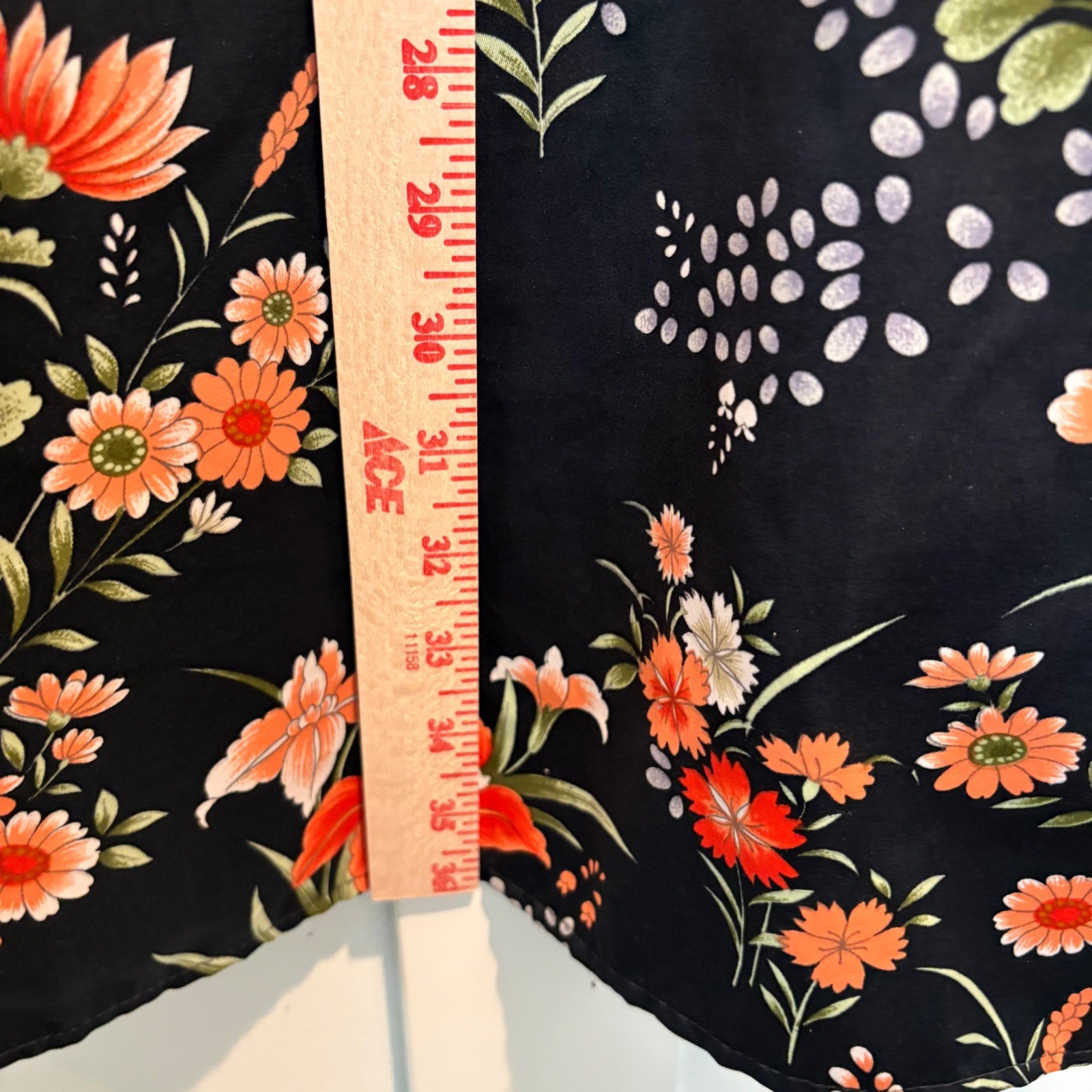 Vintage Luau Sportswear Kimono Robe Jacket Womens Medium Floral Japan Hawaiian