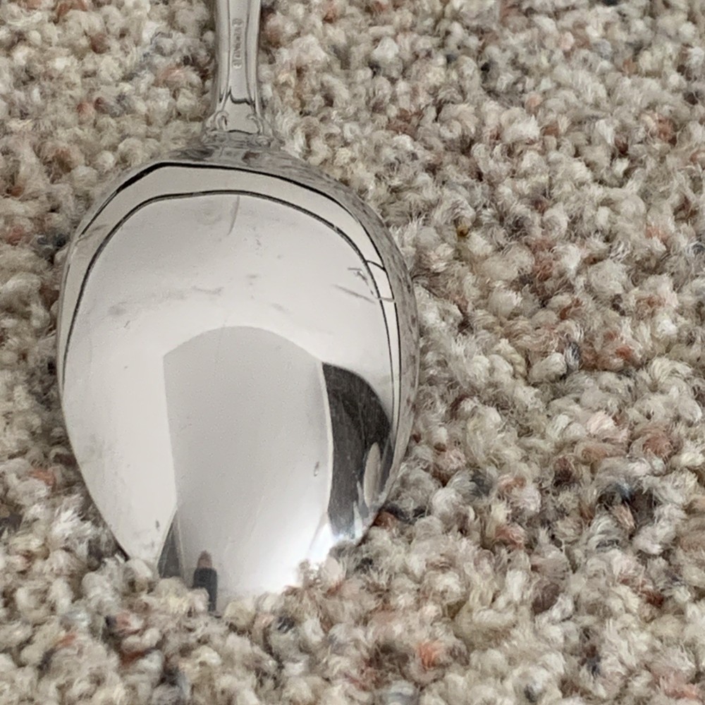 Oneida FREDERICK II 8.5 Serving Spoon Stainless Heirloom Cube Glossy Silverware