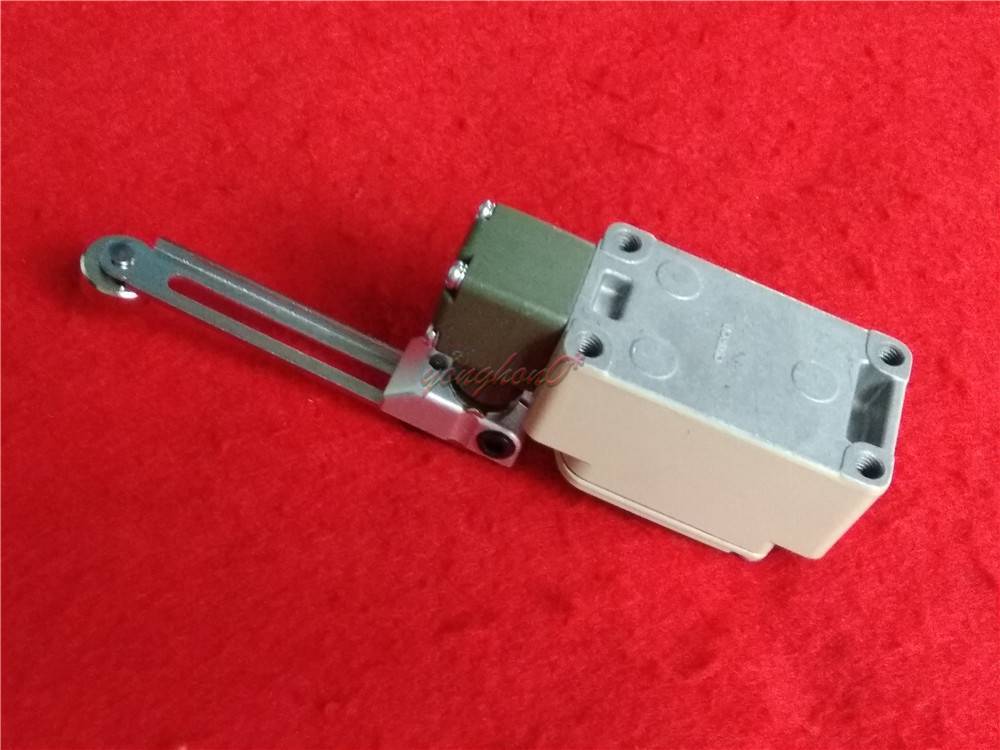 New ONE Omron Limit Switch WLCA12-Q