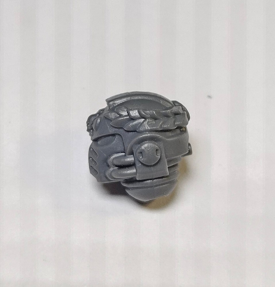 Space Marine Captain Helmets x10 bits 40K