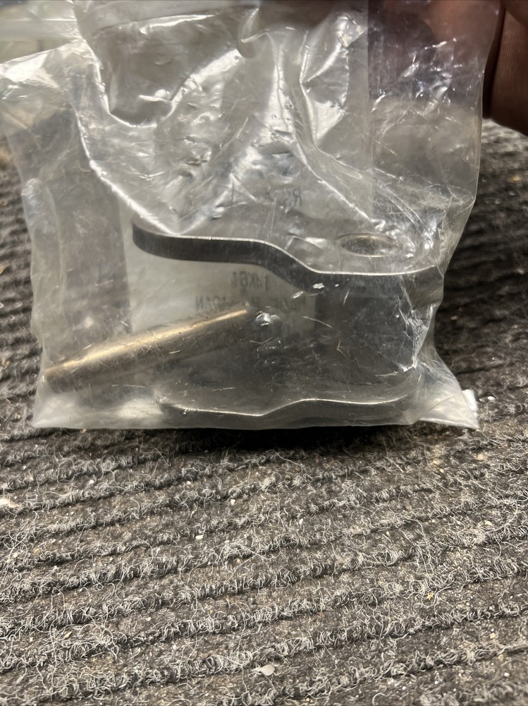 New Tsubaki RS120-HT-1-0L Chain Link