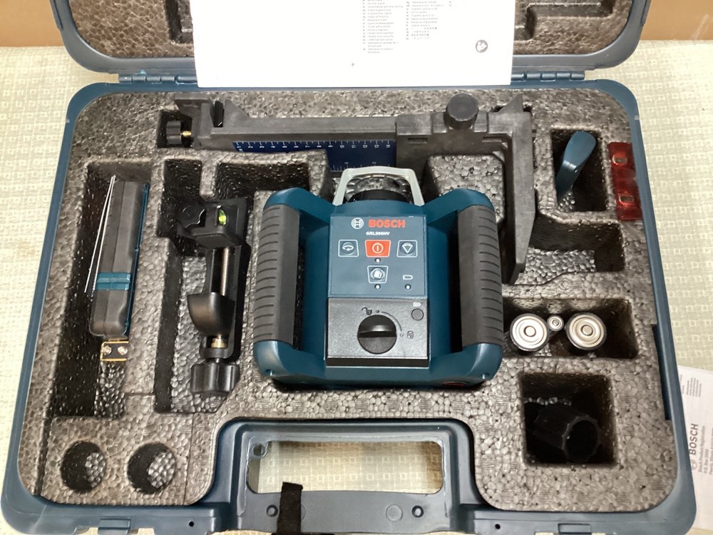 Bosch Horizontal an Vertical Rotating Self Leveling Laser Level
