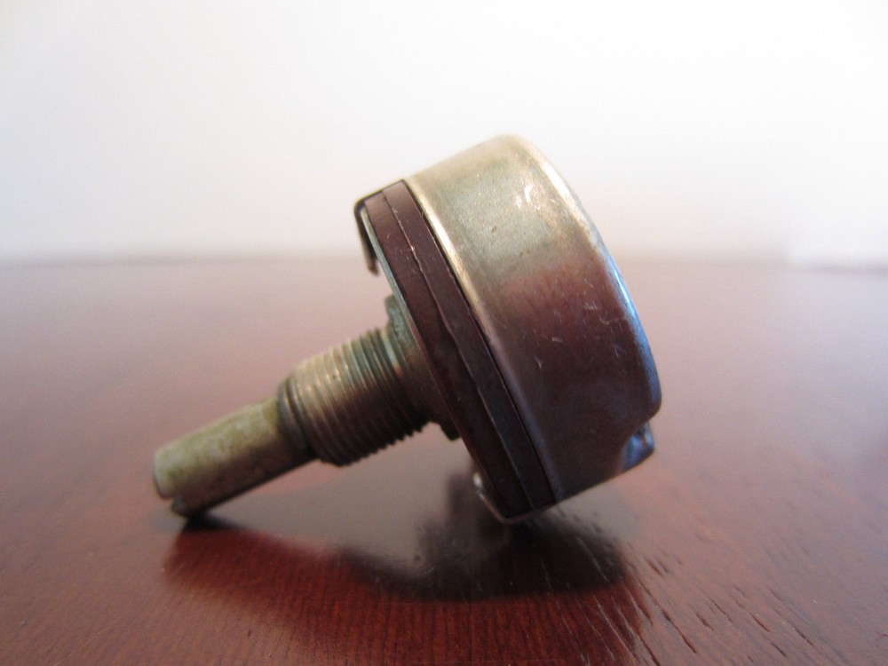 Centralab A636384 1347041 Potentiometer