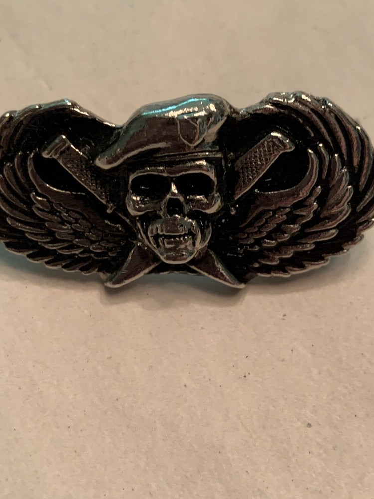 Special Forces type, Larger Pin
